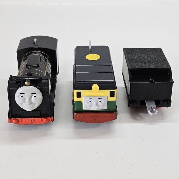 Thomas the Tank Philip and Hiro with Tender Trackmaster Motorized NEED REPAIR - Picture 1 of 4